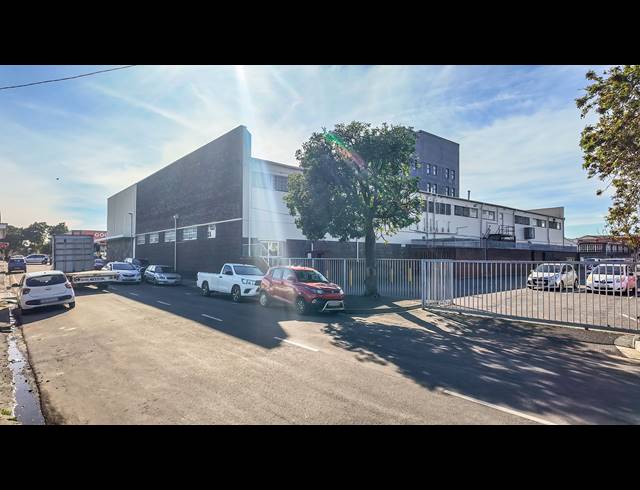 456M² APARTMENT BLOCK FOR SALE IN GOODWOOD ESTATE